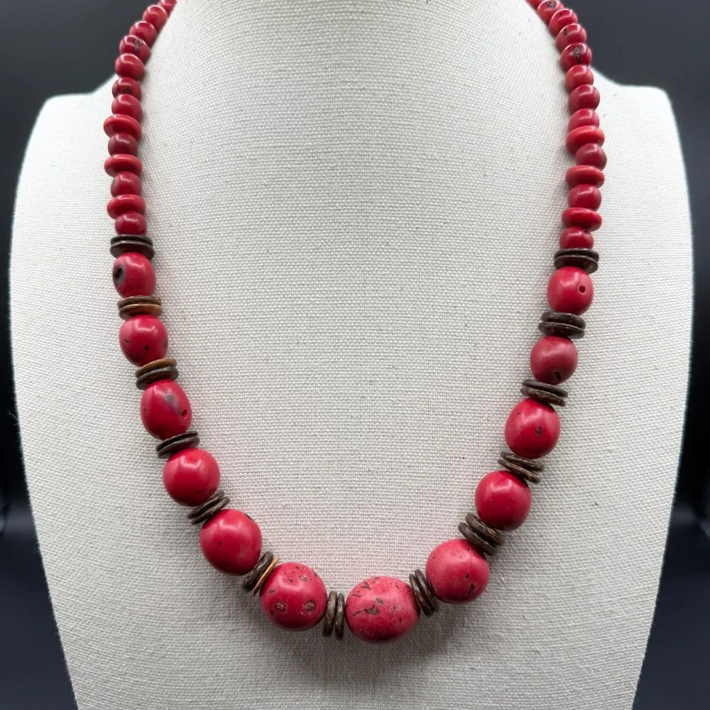 Red Graduated Bead Necklace Coconut Shell Spacers Boho Tribal Statement Jewelry